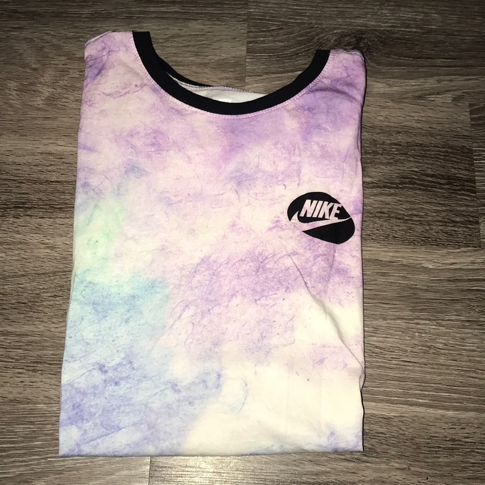 Men’s Nike tye dye shirt